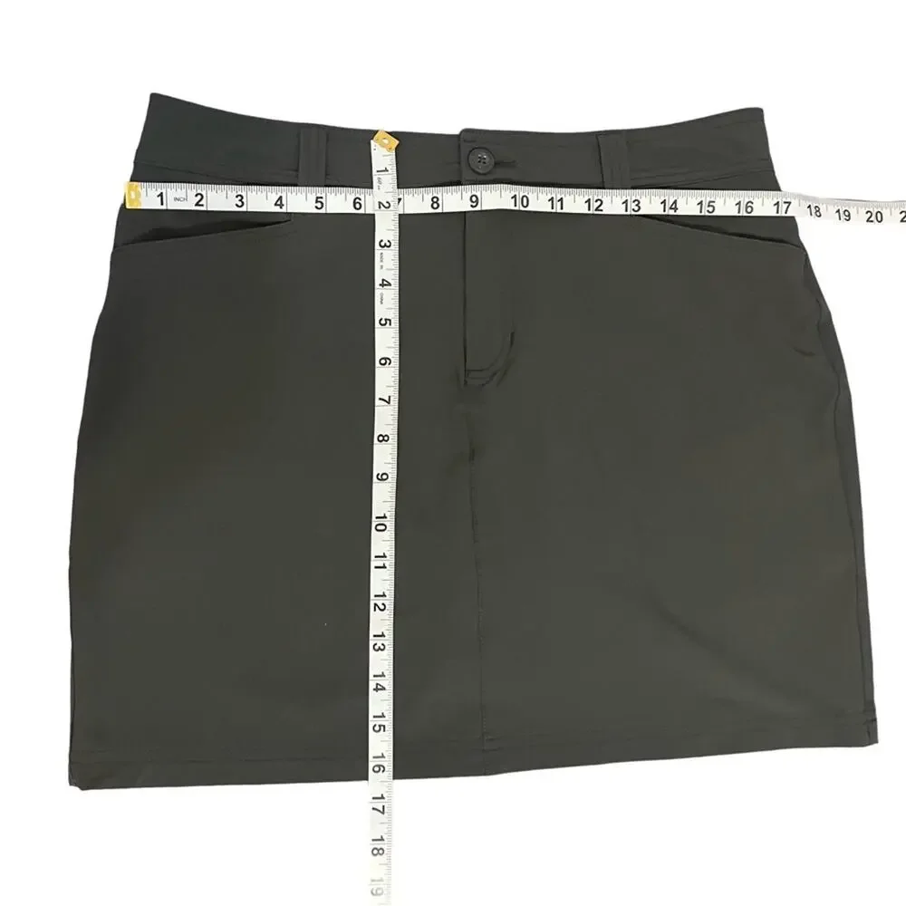 Eddie Bauer Taupe Green Tone Women's Skirt with built in shorts Size 8